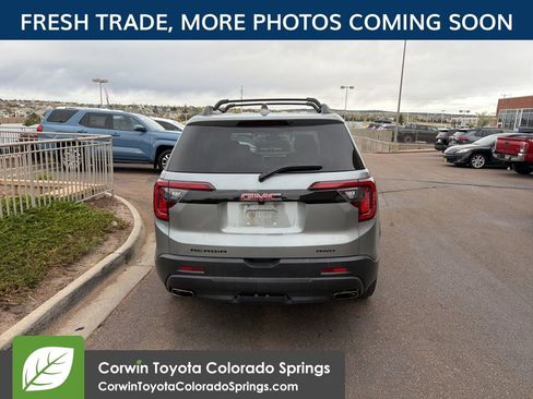 Used 2023 GMC Acadia SLT w/ Elevation Edition AWD/4WD image 6