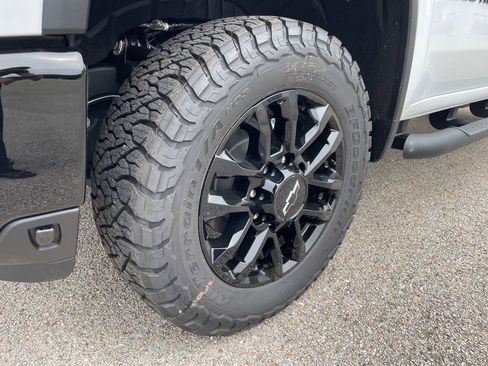 New 2026 Chevrolet Silverado 2500 LT w/ Trail Boss Package AWD/4WD image 10