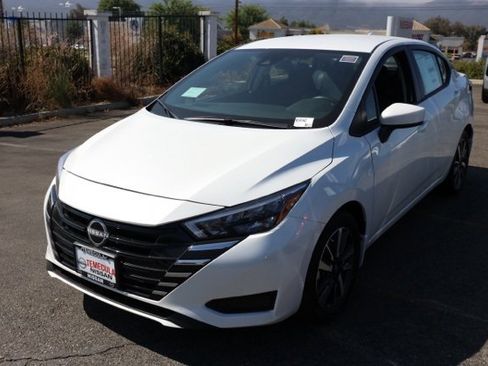 New 2025 Nissan Versa 1.6 SV w/ Trunk Package image 8