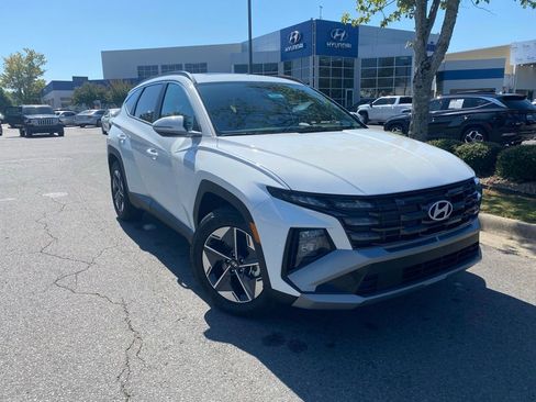 New 2026 Hyundai Tucson SEL FWD image 1
