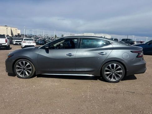 Used 2019 Nissan Maxima Platinum w/ Sport Mat Group FWD image 2