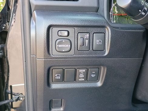 Used 2023 Toyota 4Runner SR5 Premium w/ Moonroof Package AWD/4WD image 19