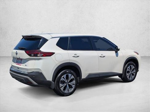Used 2021 Nissan Rogue SV FWD image 5