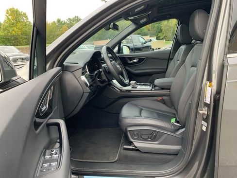 Used 2025 Audi Q7 2.0T Premium w/ Convenience Package image 31