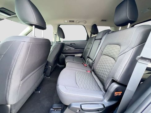 New 2026 Nissan Pathfinder SV image 23