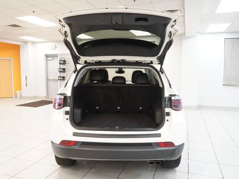 Used 2020 Jeep Compass Limited AWD/4WD image 10