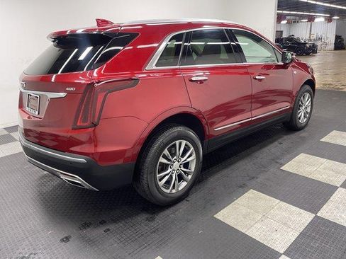 Used 2021 Cadillac XT5 Premium Luxury FWD image 4