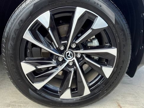 Certified 2025 MAZDA CX-50 2.5 Hybrid w/ Premium Plus Pkg AWD/4WD image 32