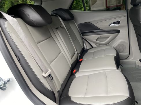 Used 2015 Buick Encore Premium FWD image 35