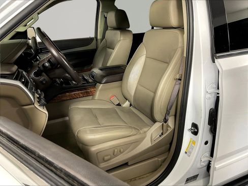 Used 2019 Chevrolet Tahoe Premier AWD/4WD image 21
