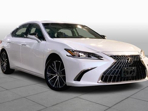 Used 2022 Lexus ES 350 w/ Premium Package image 3