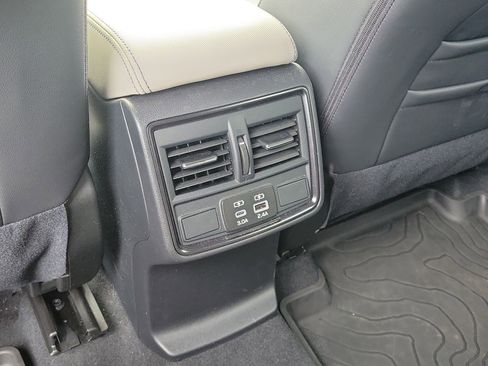 Certified 2025 Subaru Forester Limited AWD/4WD image 15