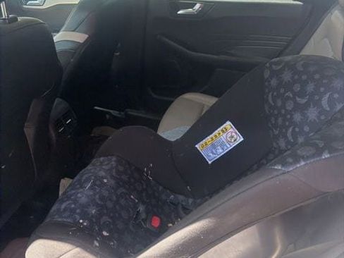 Used 2022 Ford Escape SEL AWD/4WD image 7