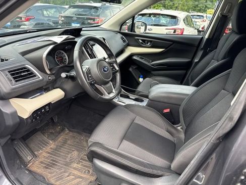 Used 2022 Subaru Ascent Premium w/ Convenience Package AWD/4WD image 2