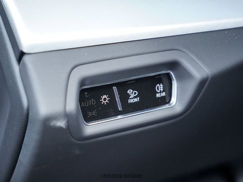 Used 2024 Lamborghini Urus S AWD/4WD image 30
