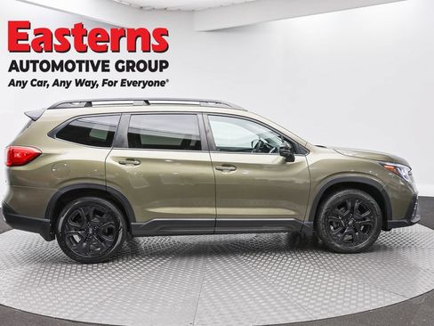 Used 2023 Subaru Ascent Onyx Edition Limited AWD/4WD image 4