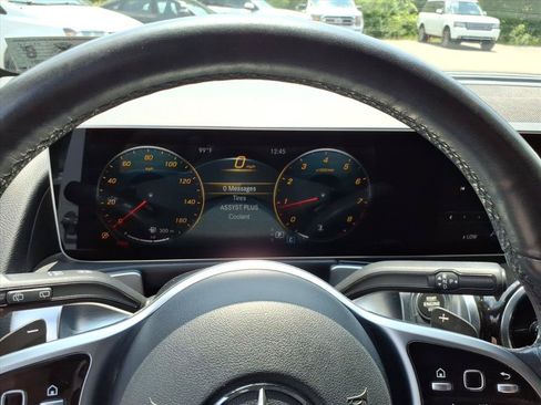 Certified 2021 Mercedes-Benz GLB 250 4MATIC image 17