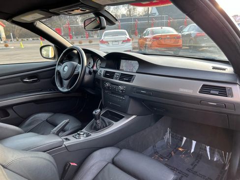 Used 2012 BMW 335is Convertible image 19