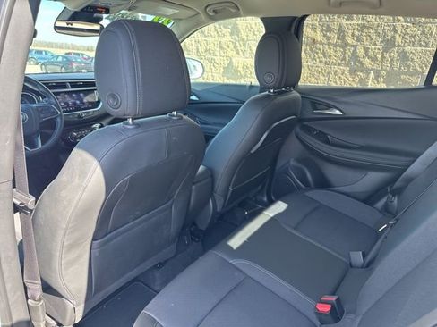 Used 2022 Buick Encore GX Select image 12