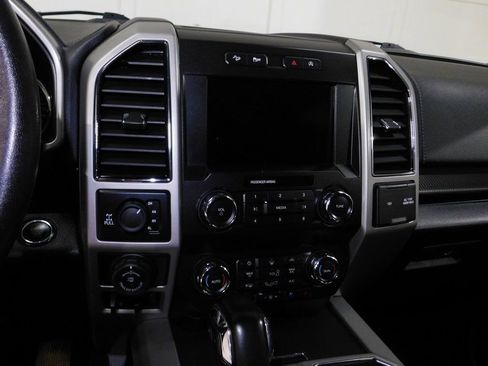 Used 2019 Ford F150 Lariat image 51