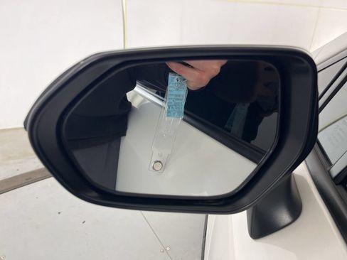 Used 2021 Toyota Corolla SE FWD image 36