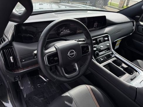 Certified 2026 Nissan Armada SL w/ Captain's Chari Seat Package image 18