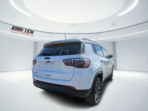 New 2026 Jeep Compass Latitude w/ Sun and Sound Group AWD/4WD image 3