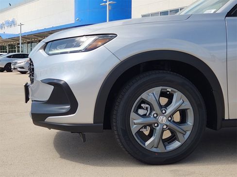 New 2026 Honda HR-V LX image 5