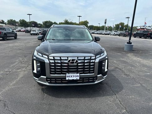 Used 2025 Hyundai Palisade Calligraphy AWD/4WD image 2