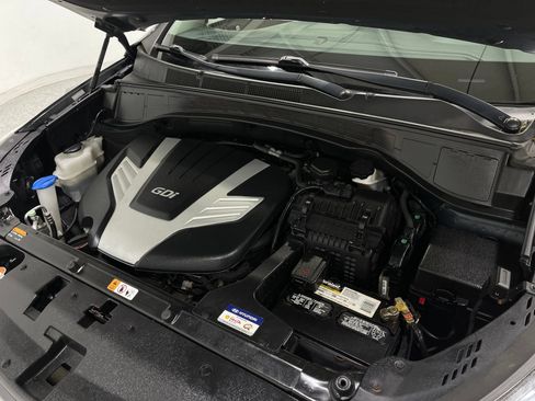 Used 2017 Hyundai Santa Fe SE w/ Cargo Package AWD/4WD image 26