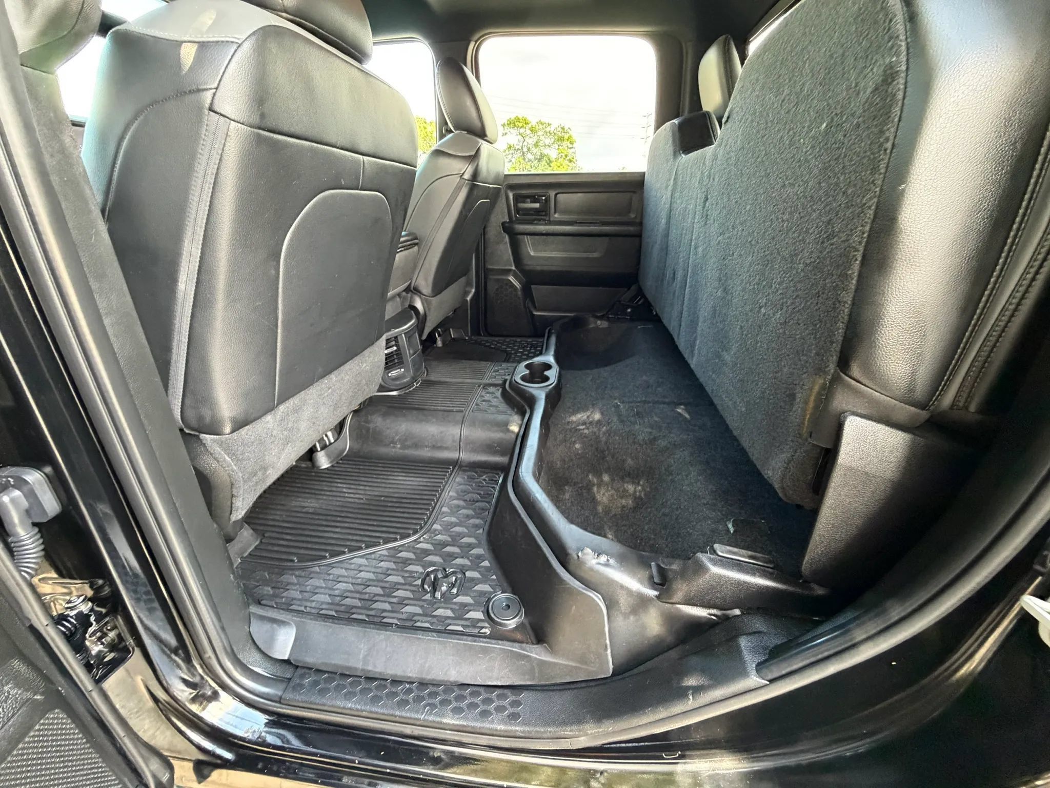 Used 2022 RAM 3500 Tradesman w/ Safety Group AWD/4WD image 29
