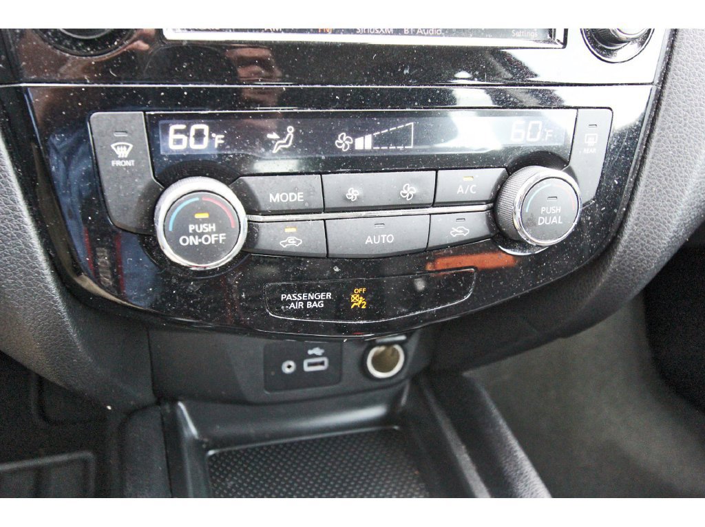 Used 2021 Nissan Rogue Sport SV FWD image 29