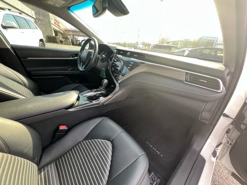 Used 2018 Toyota Camry SE w/ Audio Package image 33