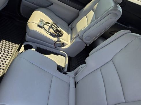 Used 2020 Honda Pilot Touring image 40