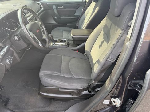 Used 2014 GMC Acadia SLE image 38