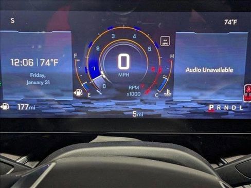 New 2025 Chevrolet Suburban Premier image 10