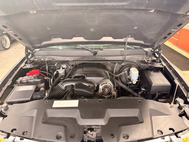 Used 2010 GMC Sierra 1500 SLE w/ Power Pack Plus AWD/4WD image 27