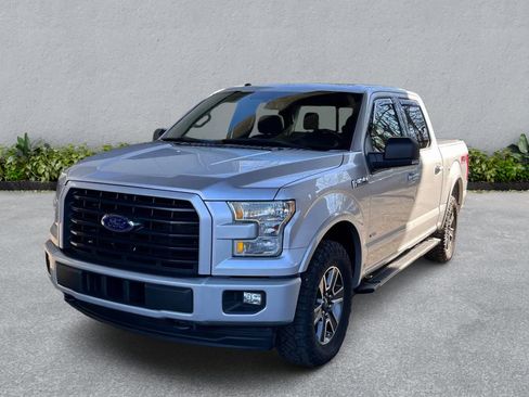Used 2017 Ford F150 XLT w/ Equipment Group 302A Luxury AWD/4WD image 2