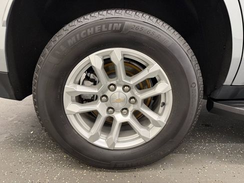 Used 2025 Chevrolet Tahoe LT AWD/4WD image 20