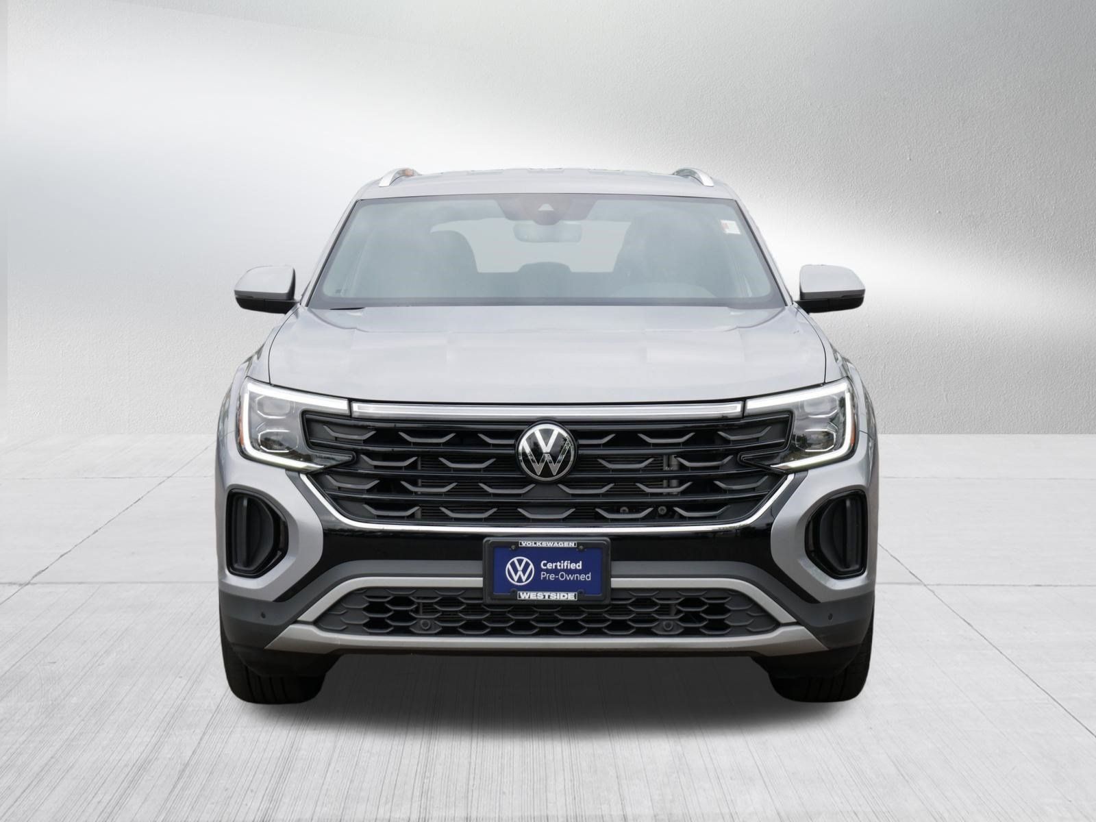 Certified 2026 Volkswagen Atlas Cross Sport SE AWD/4WD image 2