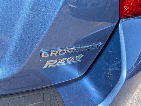 Used 2016 Subaru Crosstrek 2.0i Premium image 16