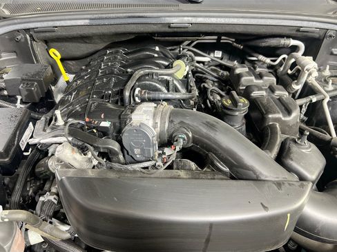 Used 2022 Dodge Durango GT image 31