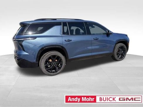 Used 2024 Chevrolet Traverse RS AWD/4WD image 12