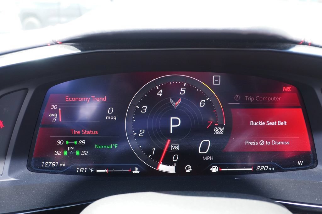 Used 2020 Chevrolet Corvette Stingray Preferred Cpe w/ 2LT Preferred Equipment Group RWD image 32