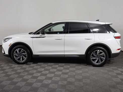Used 2024 Lincoln Corsair AWD image 16