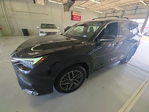 Used 2025 Lexus TX 350 AWD w/ Technology Package image 1