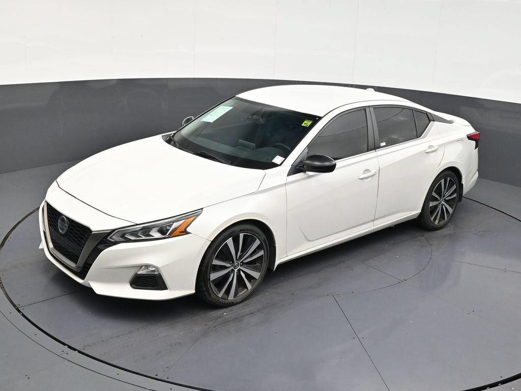 Used 2019 Nissan Altima 2.5 SR FWD image 11