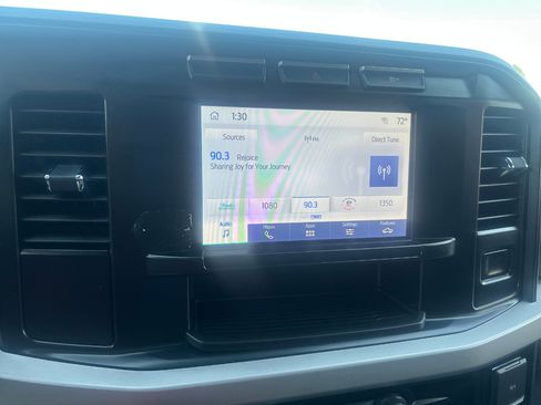 Used 2024 Ford F250 XLT w/ Camper Package image 15