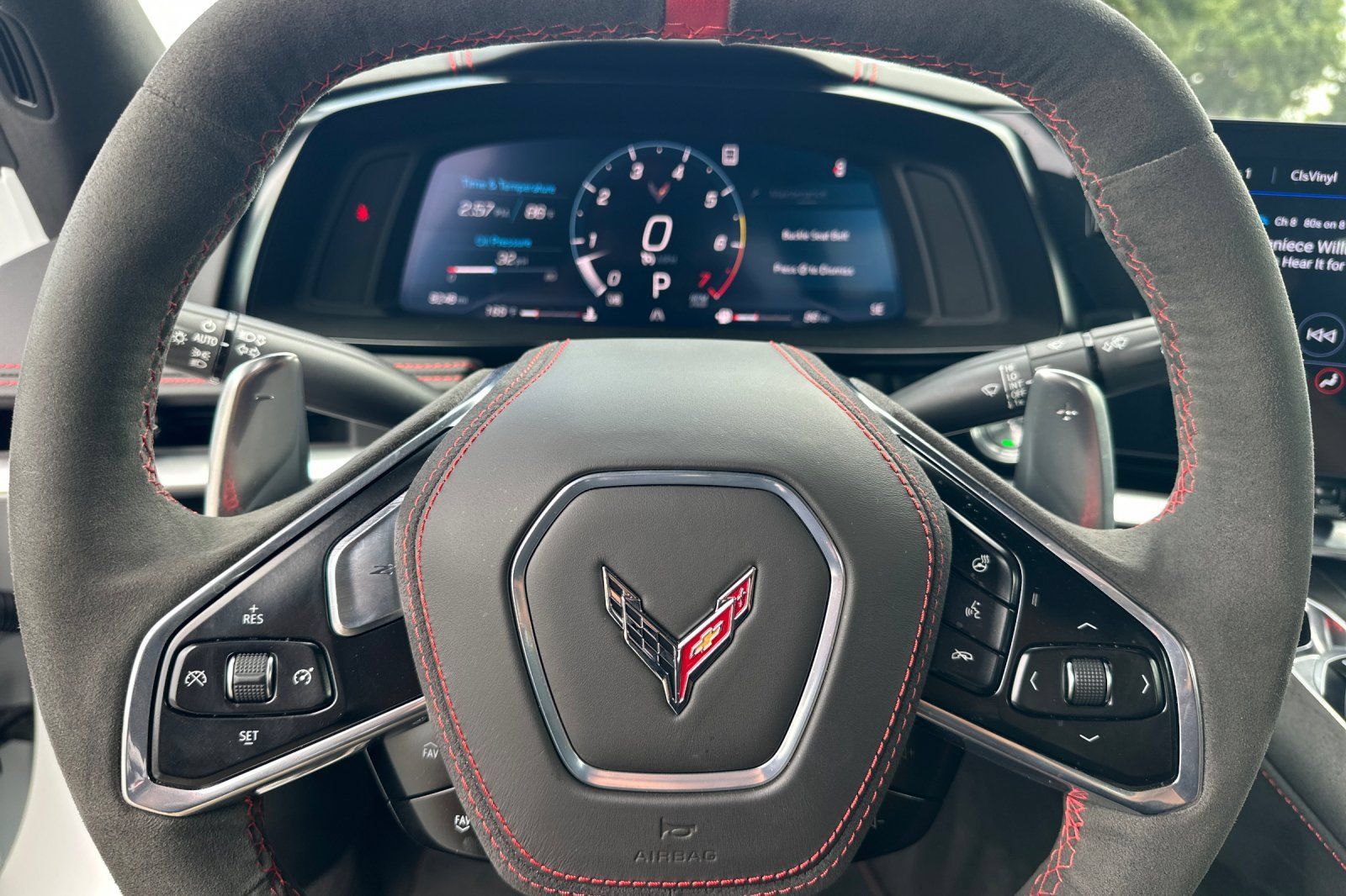 Used 2022 Chevrolet Corvette Stingray Premium Cpe w/ Z51 Performance Package RWD image 20