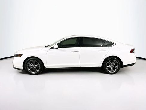 Used 2023 Honda Accord EX image 3